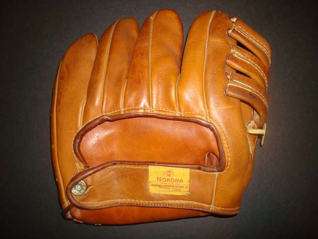 Pinky Higgins Nokona G47 1 Back
